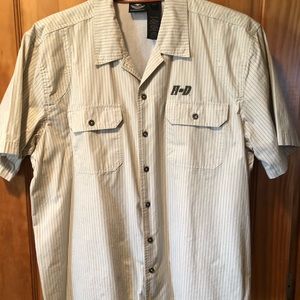 Men’s Harley Davidson shirt